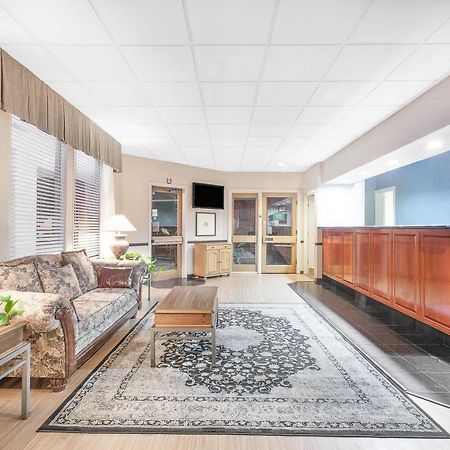 Baymont By Wyndham Paris Μοτέλ Εξωτερικό φωτογραφία