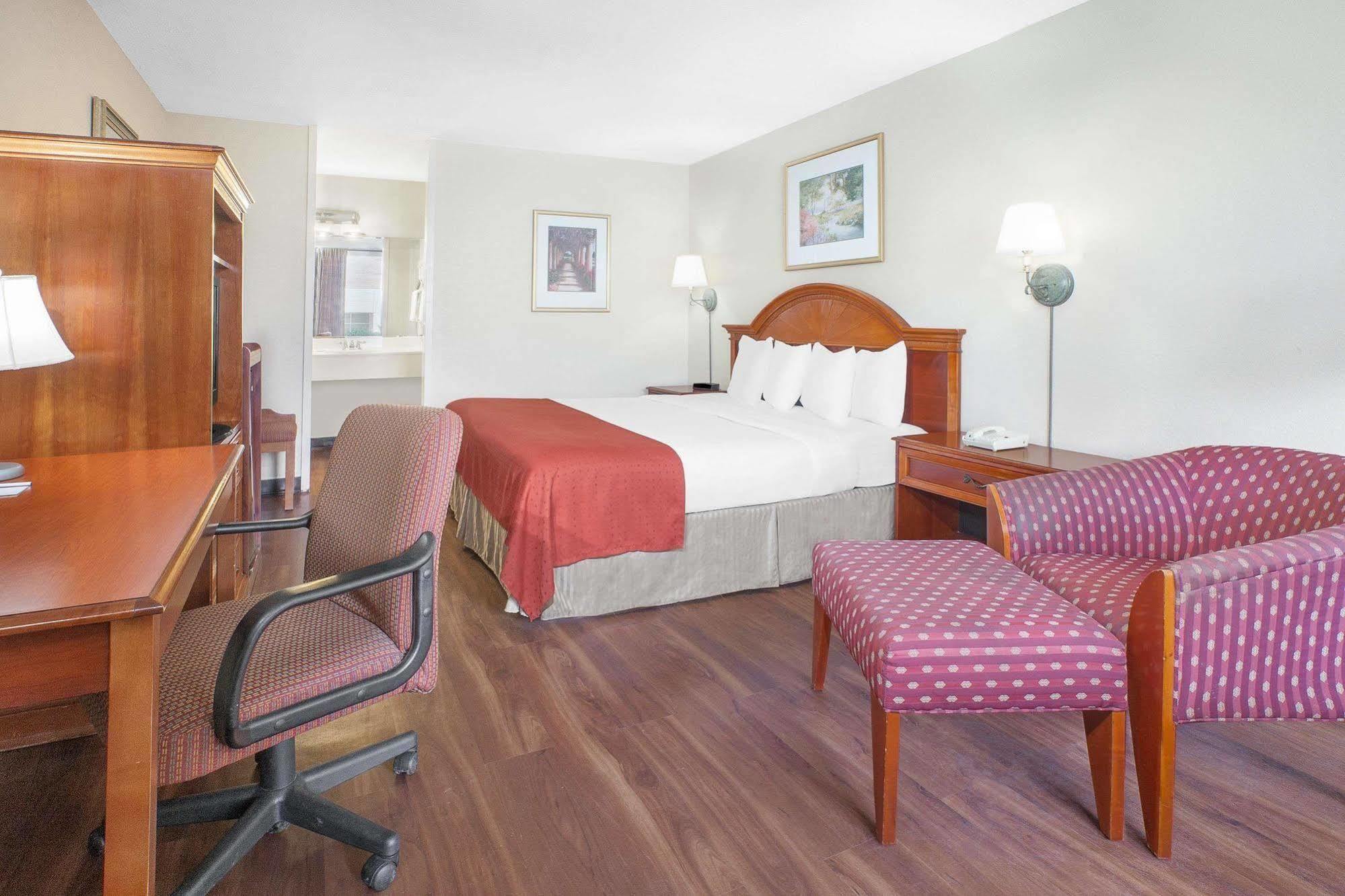 Baymont By Wyndham Paris Μοτέλ Εξωτερικό φωτογραφία