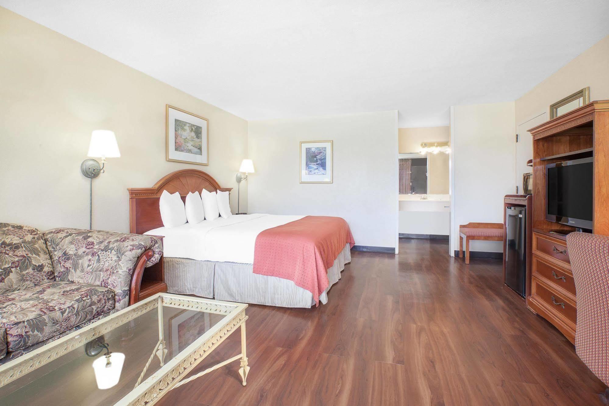 Baymont By Wyndham Paris Μοτέλ Εξωτερικό φωτογραφία